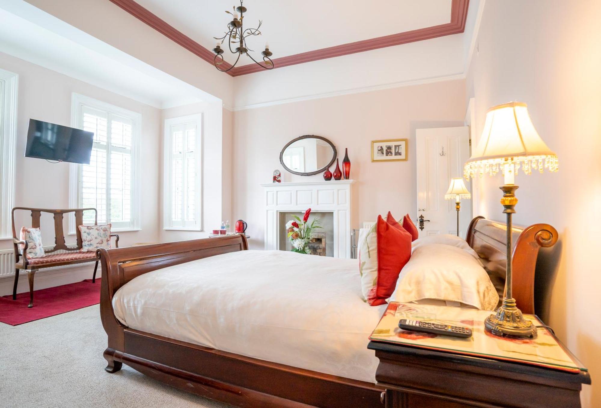 Mere Brook House Wirral Bagian luar foto
