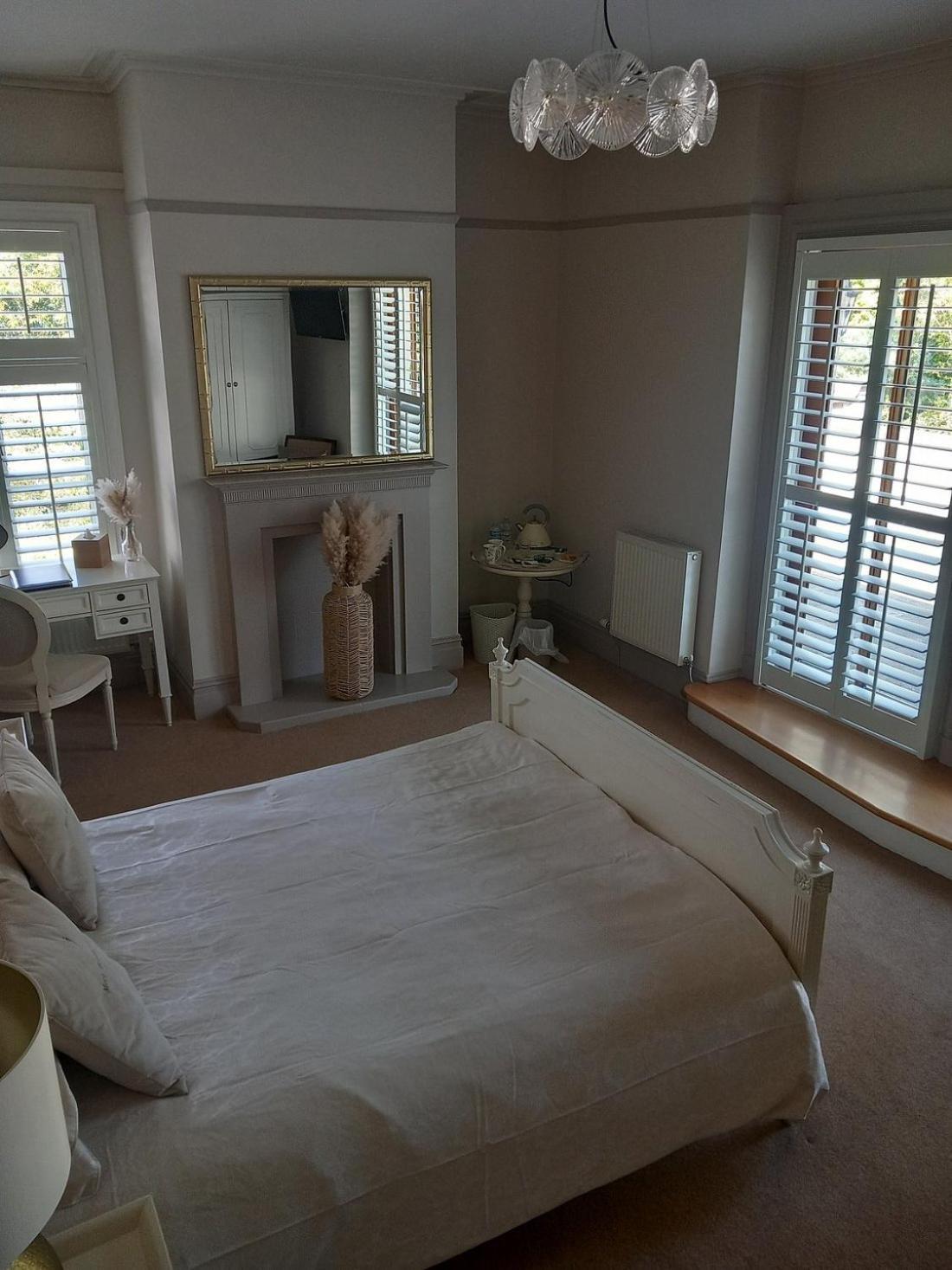 Mere Brook House Wirral Bagian luar foto
